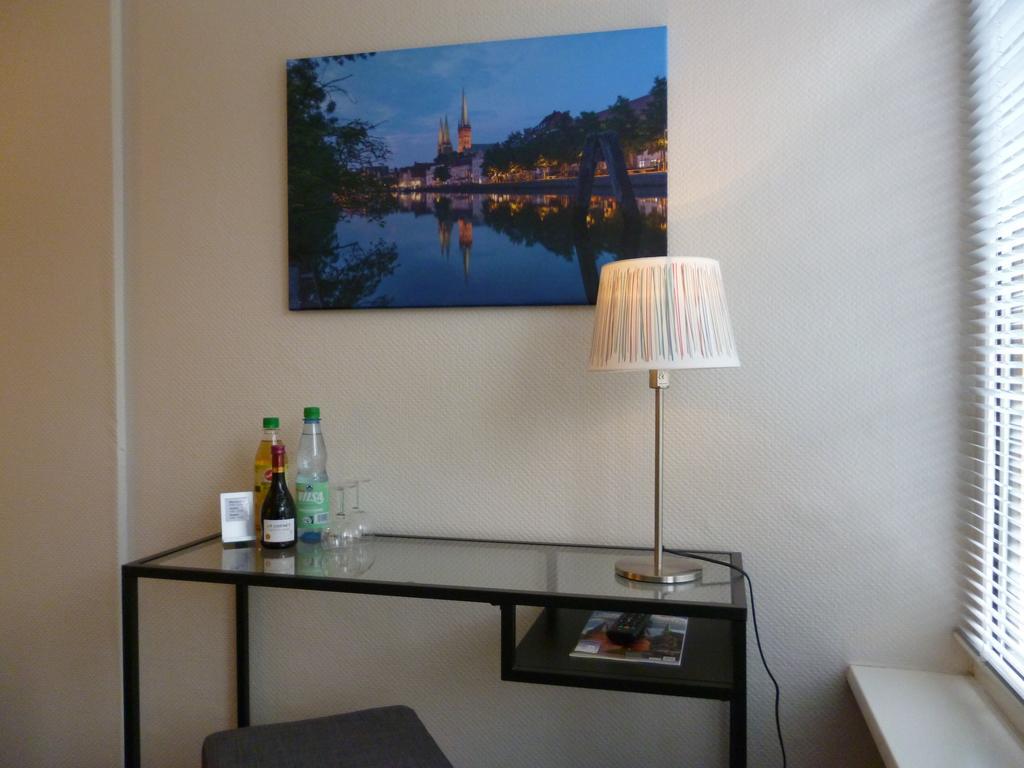 ליבק Hotel Am Muehlenteich מראה חיצוני תמונה