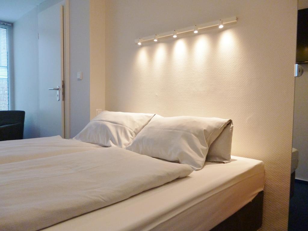 ליבק Hotel Am Muehlenteich מראה חיצוני תמונה