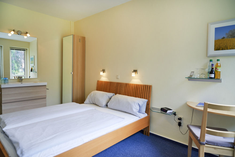 ליבק Hotel Am Muehlenteich מראה חיצוני תמונה