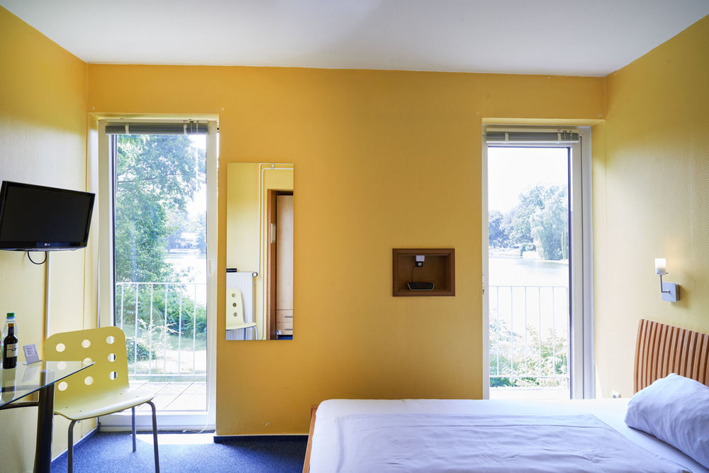 ליבק Hotel Am Muehlenteich מראה חיצוני תמונה