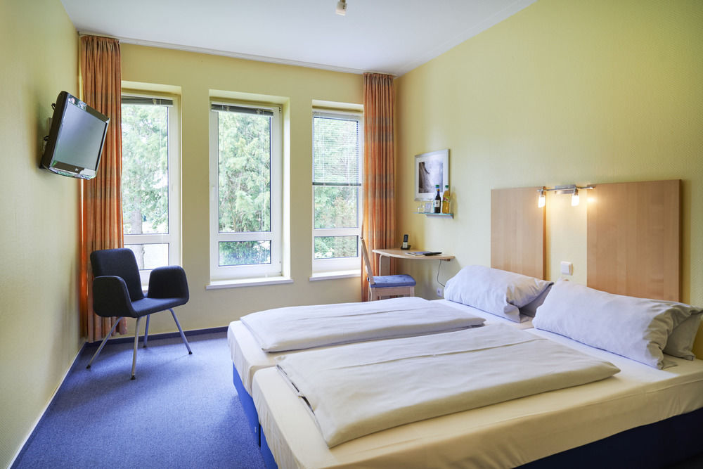 ליבק Hotel Am Muehlenteich מראה חיצוני תמונה