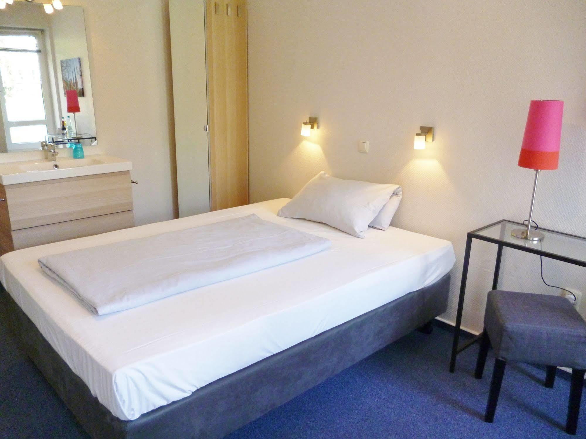 ליבק Hotel Am Muehlenteich מראה חיצוני תמונה